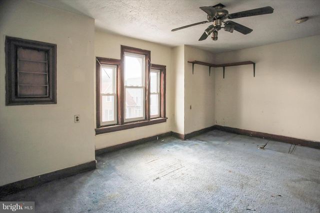 354 LOCUST ST, Steelton, PA 17113