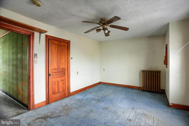 354 LOCUST ST, Steelton, PA 17113