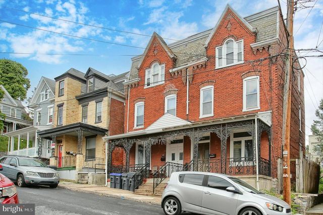 354 LOCUST ST, Steelton, PA 17113