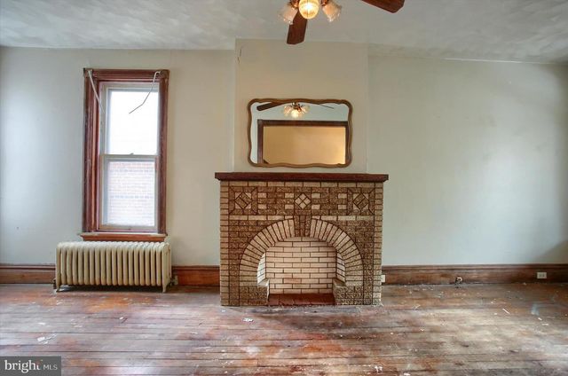 354 LOCUST ST, Steelton, PA 17113