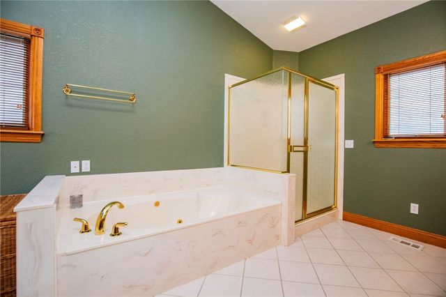 8340 Eagle Crest Drive, Rogers, AR 72756