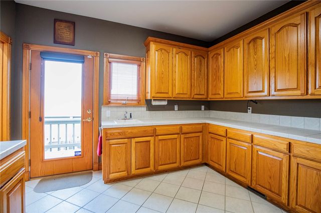 8340 Eagle Crest Drive, Rogers, AR 72756