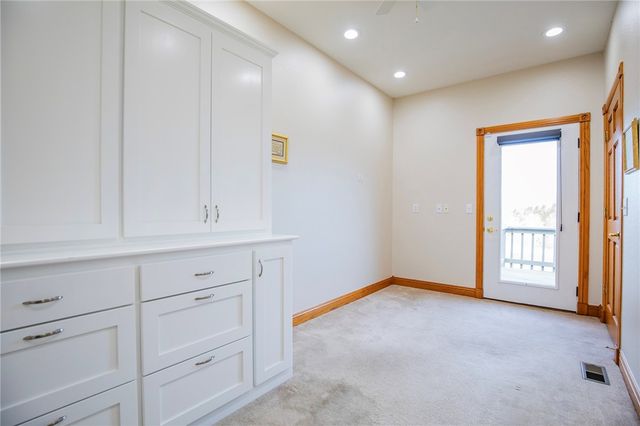 8340 Eagle Crest Drive, Rogers, AR 72756