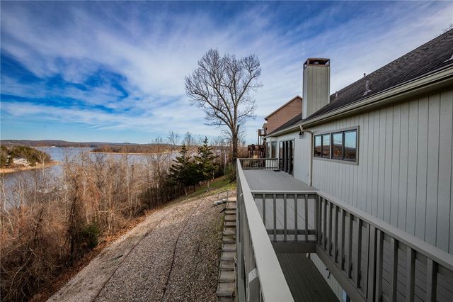 8340 Eagle Crest Drive, Rogers, AR 72756