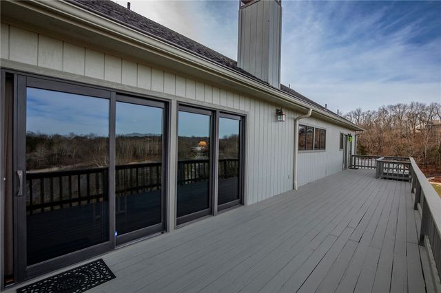 8340 Eagle Crest Drive, Rogers, AR 72756