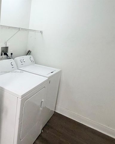 5720 Rock Island Rd 400, Tamarac, FL 33319