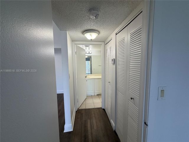 5720 Rock Island Rd 400, Tamarac, FL 33319