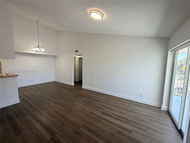 5720 Rock Island Rd 400, Tamarac, FL 33319