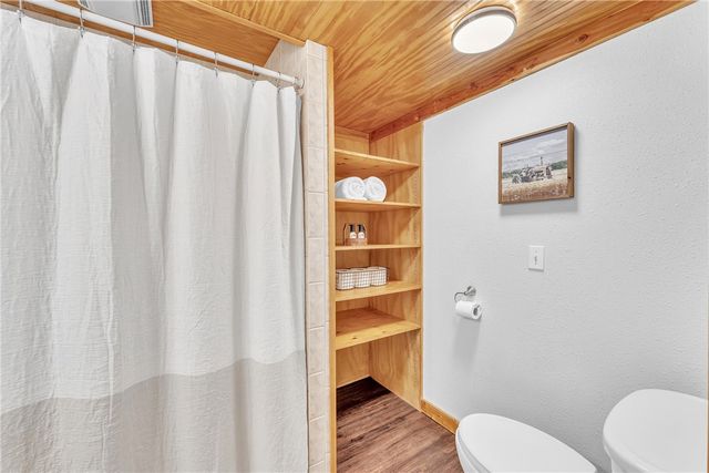 14859 E Black Oak Road, Fayetteville, AR 72701