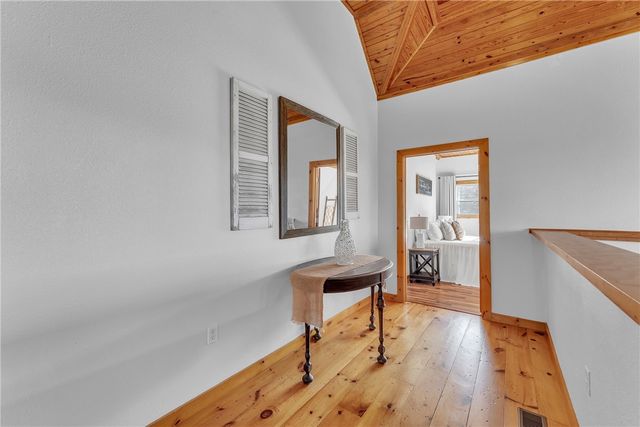 14859 E Black Oak Road, Fayetteville, AR 72701