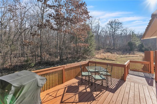 14859 E Black Oak Road, Fayetteville, AR 72701