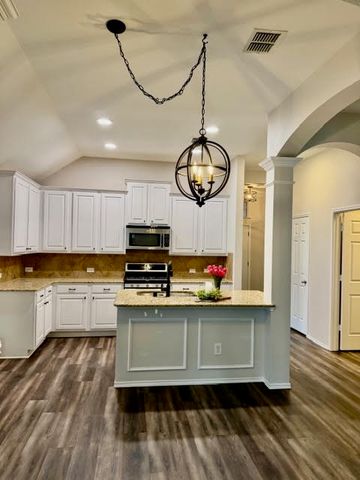 15525 Landing Creek Lane, Fort Worth, TX 76262