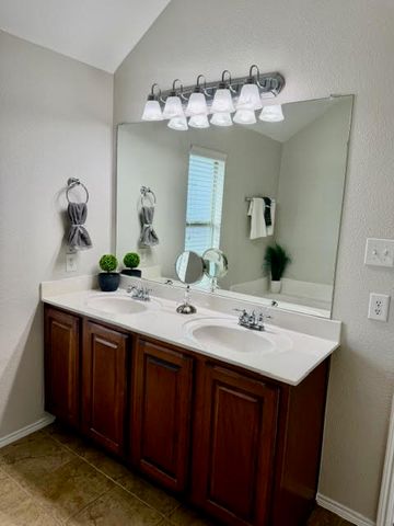 15525 Landing Creek Lane, Fort Worth, TX 76262