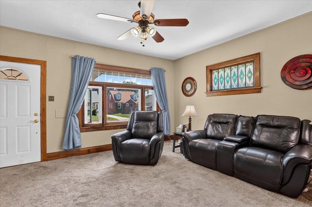 7714 14th AVENUE, Kenosha, WI 53143