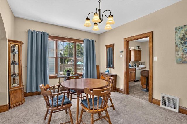 7714 14th AVENUE, Kenosha, WI 53143