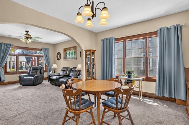 7714 14th AVENUE, Kenosha, WI 53143