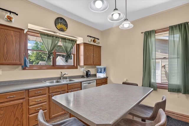 7714 14th AVENUE, Kenosha, WI 53143