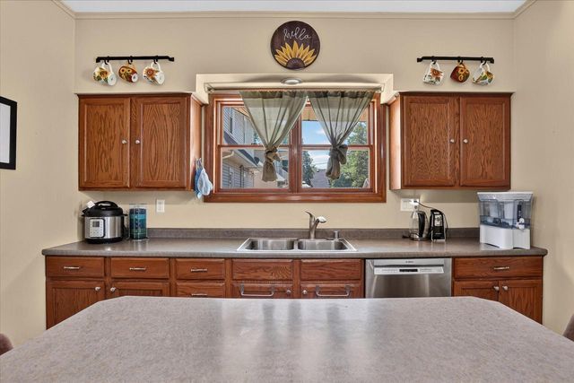 7714 14th AVENUE, Kenosha, WI 53143