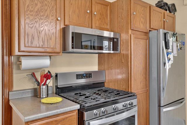 7714 14th AVENUE, Kenosha, WI 53143