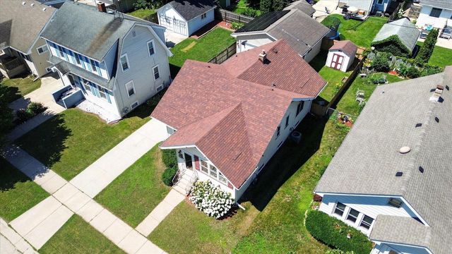 7714 14th AVENUE, Kenosha, WI 53143