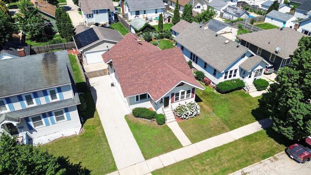 7714 14th AVENUE, Kenosha, WI 53143