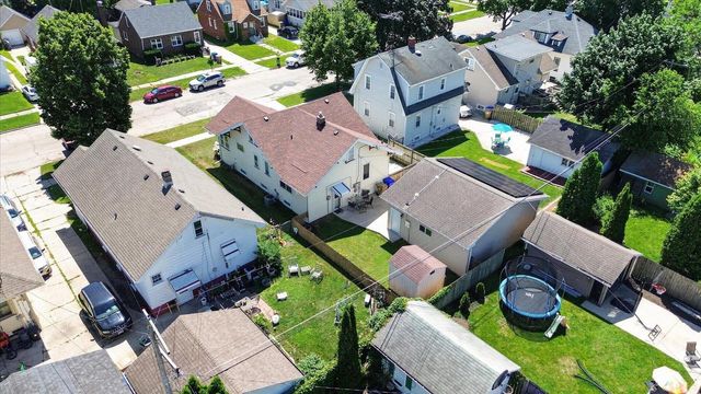 7714 14th AVENUE, Kenosha, WI 53143