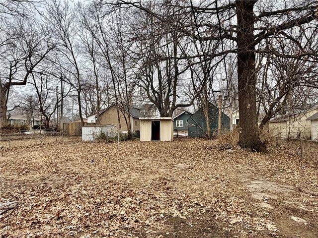 710 W 76th Street, Kansas City, MO 64114