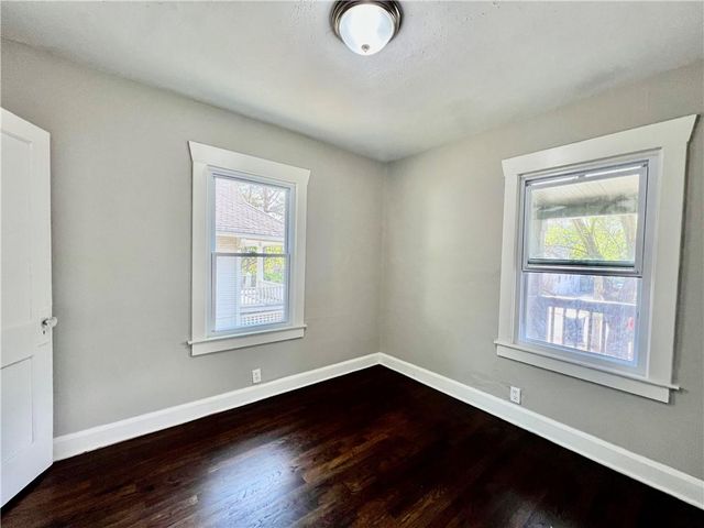 710 W 76th Street, Kansas City, MO 64114