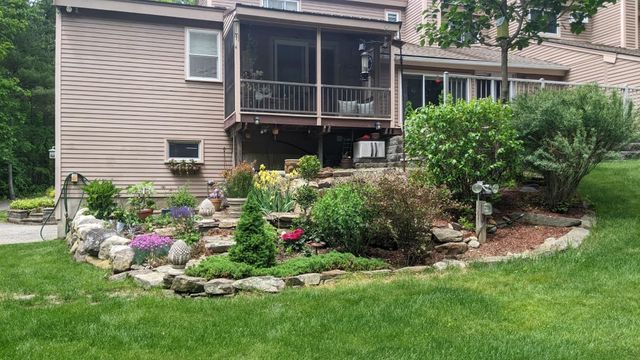 30 Maple Avenue, Hampstead, NH 03841