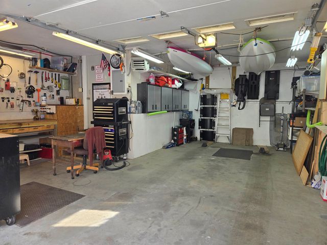 30 Maple Avenue, Hampstead, NH 03841