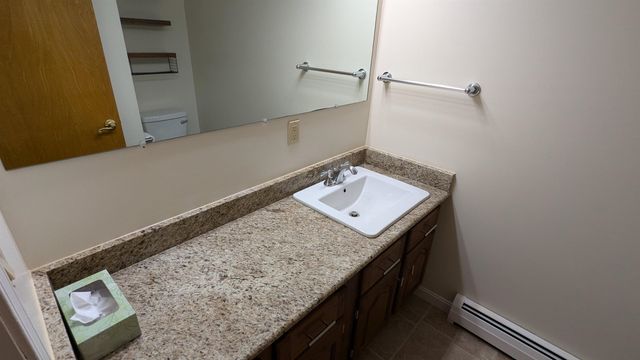 30 Maple Avenue, Hampstead, NH 03841