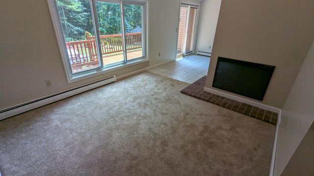 30 Maple Avenue, Hampstead, NH 03841