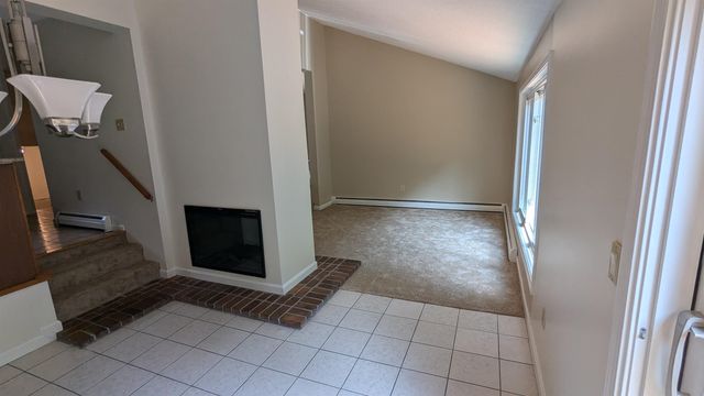 30 Maple Avenue, Hampstead, NH 03841