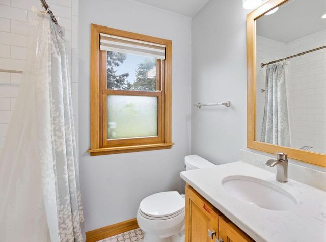 5544 N 26th STREET, Milwaukee, WI 53209