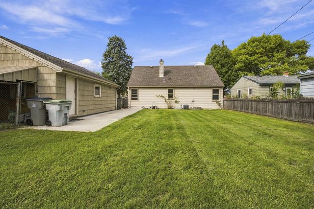 5544 N 26th STREET, Milwaukee, WI 53209