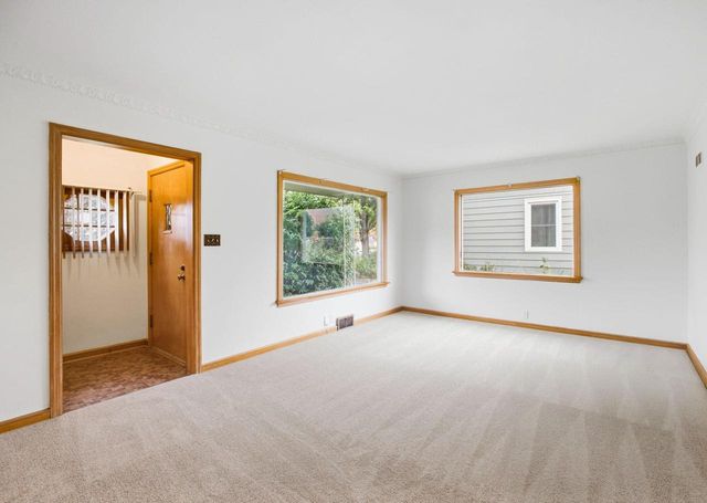 5544 N 26th STREET, Milwaukee, WI 53209