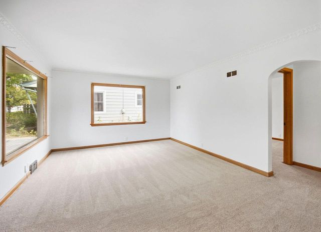 5544 N 26th STREET, Milwaukee, WI 53209