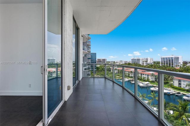 3029 NE 188th Street 818, Aventura, FL 33180