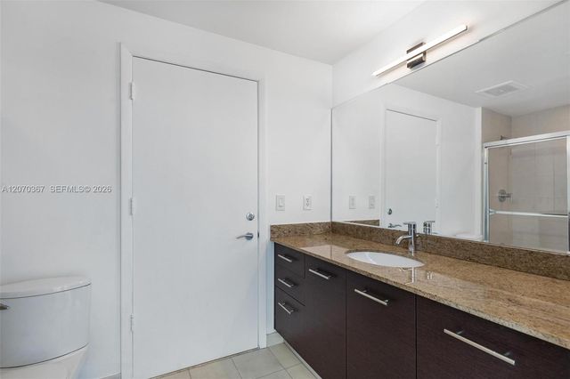 3029 NE 188th Street 818, Aventura, FL 33180