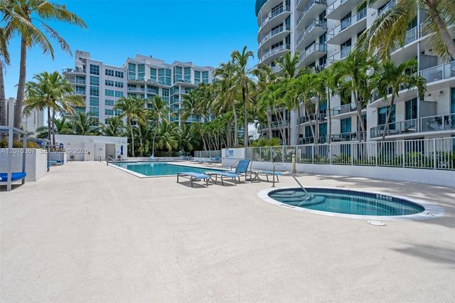 3029 NE 188th Street 818, Aventura, FL 33180