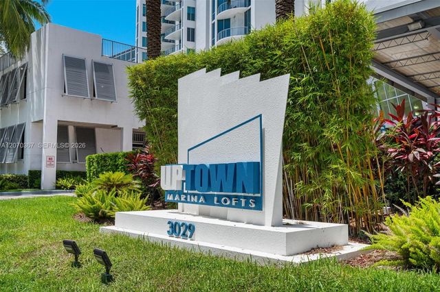 3029 NE 188th Street 818, Aventura, FL 33180