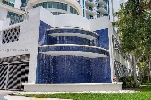 3029 NE 188th Street 818, Aventura, FL 33180