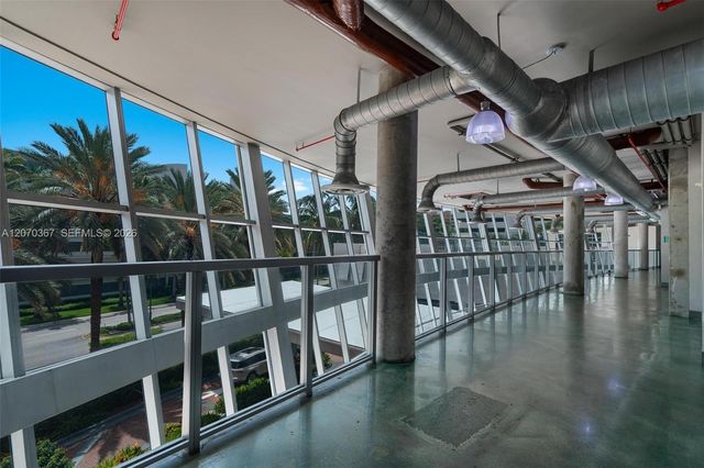 3029 NE 188th Street 818, Aventura, FL 33180