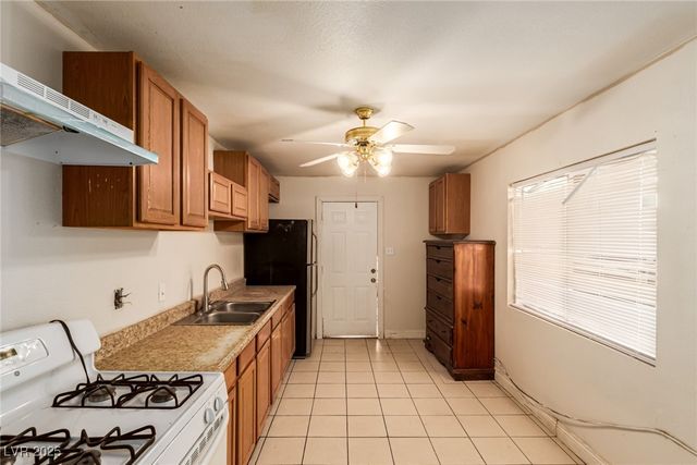 513 Kasper Avenue, Las Vegas, NV 89106