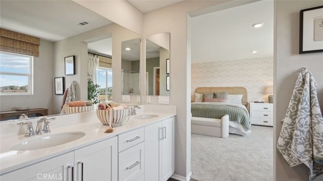 31168 Peach Leaf Drive, Winchester, CA 92596