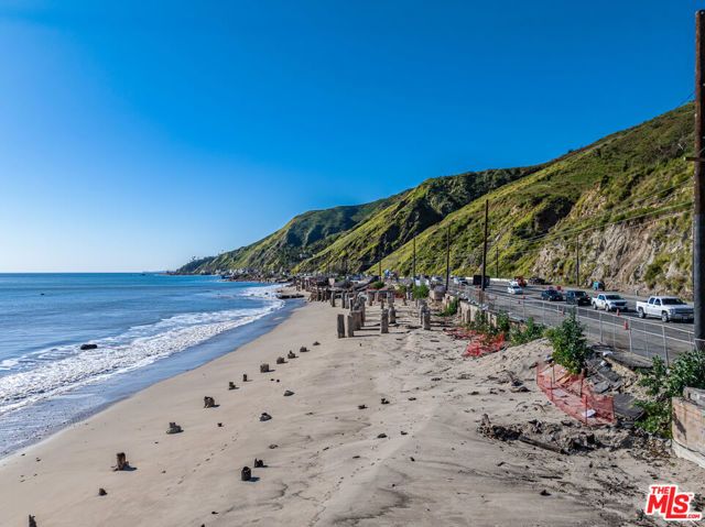 19042 Pacific Coast Highway, Malibu, CA 90265