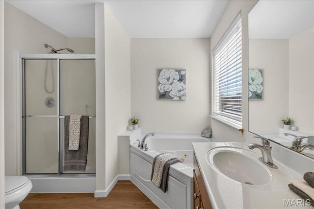 1072 Dardenne Woods Drive, Dardenne Prairie, MO 63368