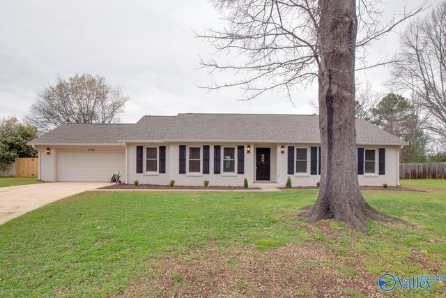 2042 Rosebury Lane SW, Huntsville, AL 35803