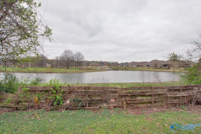 2042 Rosebury Lane SW, Huntsville, AL 35803