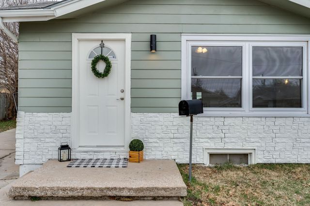 816 W Savannah St, Wichita, KS 67217